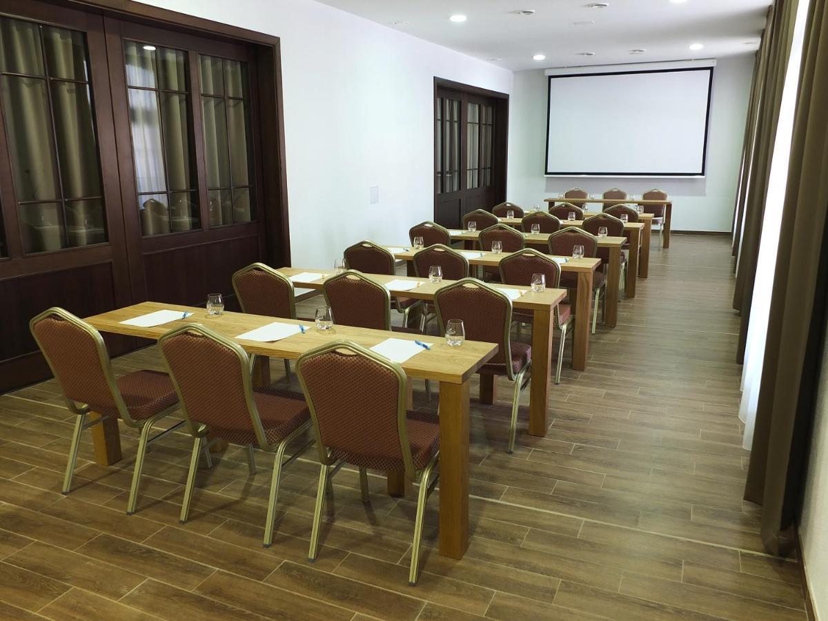 Rezort Masarykov Dvor Pstrusa Екстериор снимка